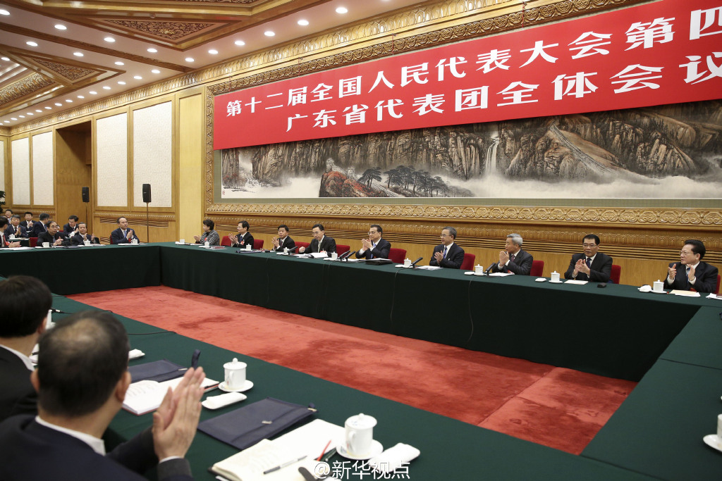 广东省全国人大代表，连接澳门与内地的重要桥梁